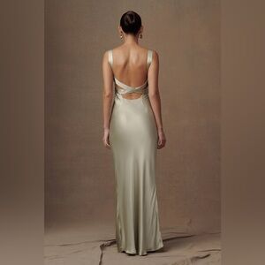 MESHKI Ensley Sage Satin Gown - S